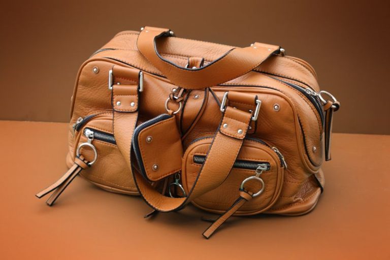 How To Get Wrinkles Out Of Leather Purses & Bags? (Easily!)