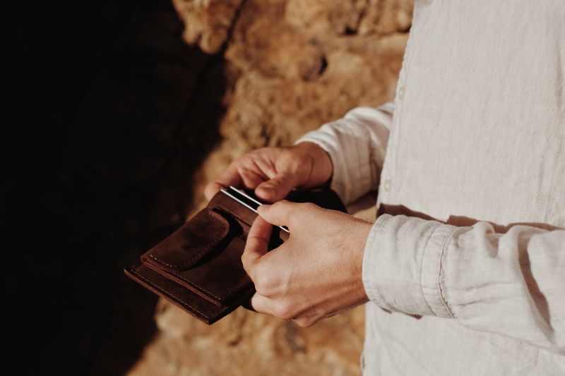 How To Break In Your Leather Wallet?